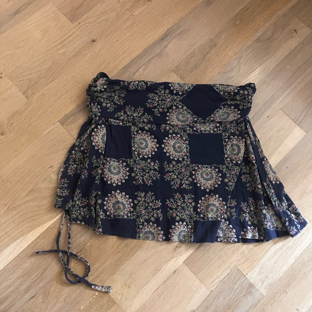 Foldover Patagonia Skirt - blue floral - Picture 2 of 2